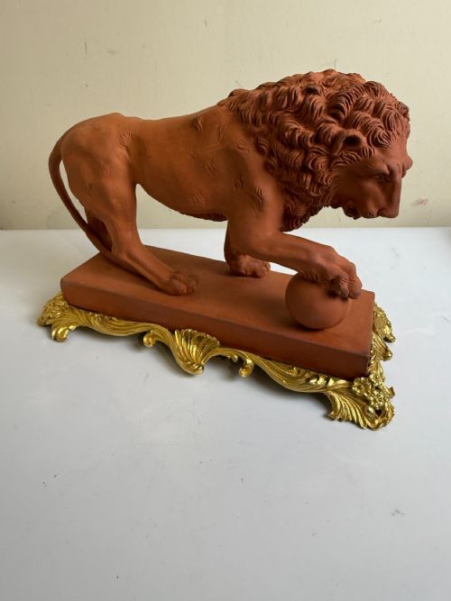 19TH CENTURY TERRACOTTA ORMOLU MEDICI LION FRENCH C 1890 - ADDITIONAL PHOTO 1