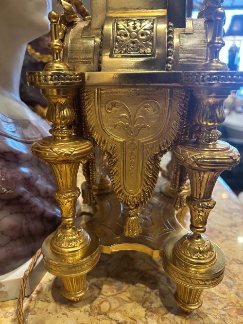 EXCEPTIONAL PAIR OF ANTIQUE GILT BRONZE TABLE LAMPS FRENCH CIRCA 1880 - ADDITIONAL PHOTO 6