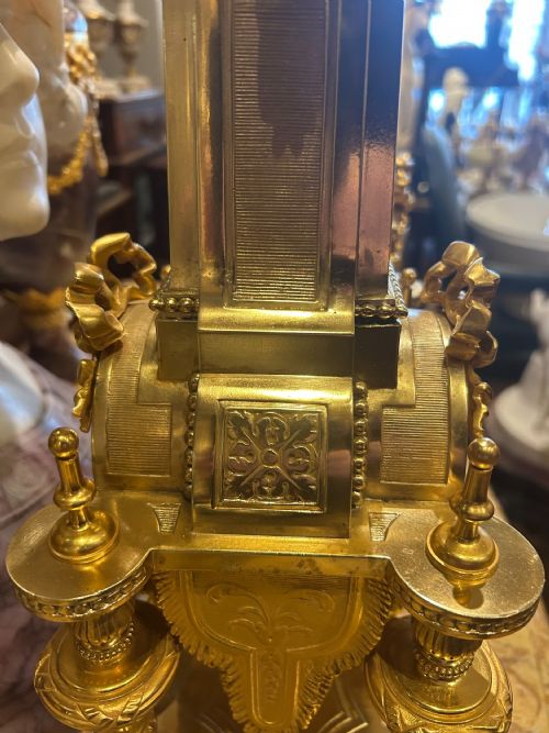 EXCEPTIONAL PAIR OF ANTIQUE GILT BRONZE TABLE LAMPS FRENCH CIRCA 1880 - ADDITIONAL PHOTO 7