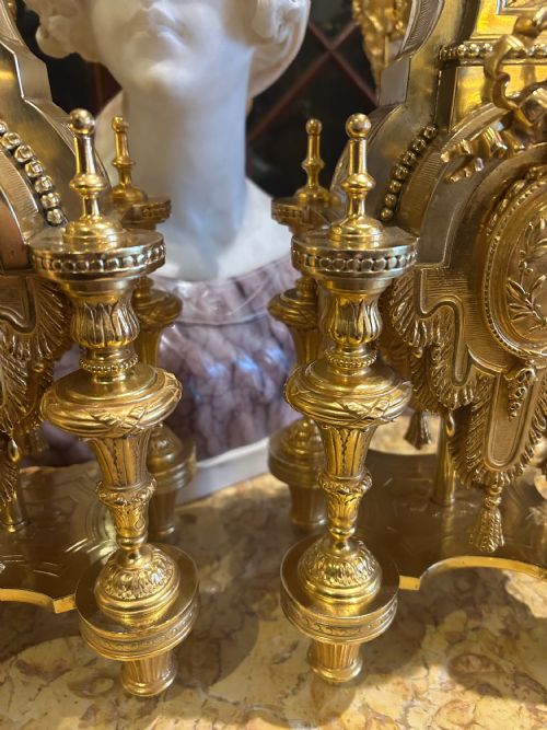 EXCEPTIONAL PAIR OF ANTIQUE GILT BRONZE TABLE LAMPS FRENCH CIRCA 1880 - ADDITIONAL PHOTO 9