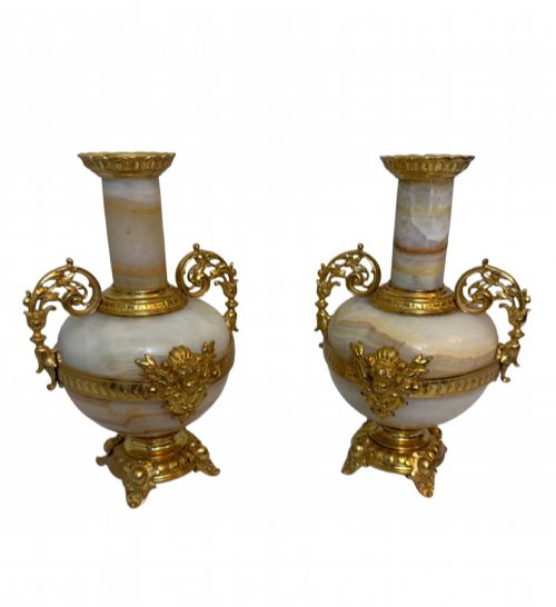 19TH C FRENCH PAIR OF WHITE ONYX AND GILT BRONZE VASES - ADDITIONAL PHOTO 1