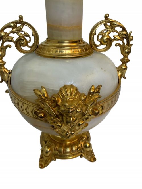 19TH C FRENCH PAIR OF WHITE ONYX AND GILT BRONZE VASES - ADDITIONAL PHOTO 3