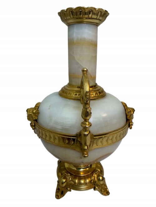 19TH C FRENCH PAIR OF WHITE ONYX AND GILT BRONZE VASES - ADDITIONAL PHOTO 5