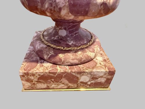 SUPERB PAIR OF ANTIQUE FRENCH MARBLE TABLE LAMPS W ORMOLU TRIM - ADDITIONAL PHOTO 5