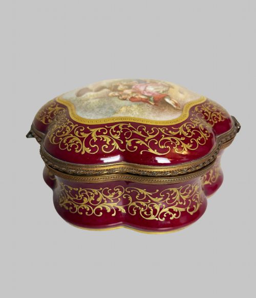 ANTIQUE HAND PAINTED SHAPED RED PORCELAIN BOX WITH BRONZE GILT TRIM - ADDITIONAL PHOTO 1
