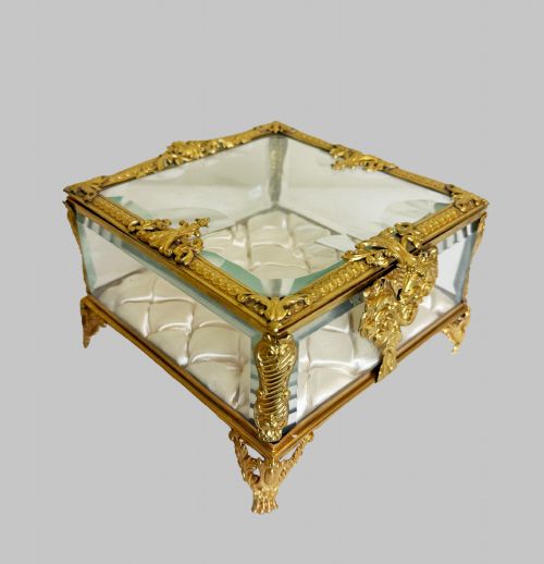 ANTIQUE CRYSTAL JEWELLERY BOX WITH GILT BRONZE FRAME - ADDITIONAL PHOTO 9