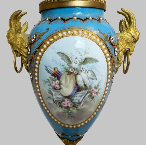 ANTIQUE DUAL DESIGN ENAMELLED TURQUOISE BLUE PAIR OF CASSOLETTES - ADDITIONAL PHOTO 7