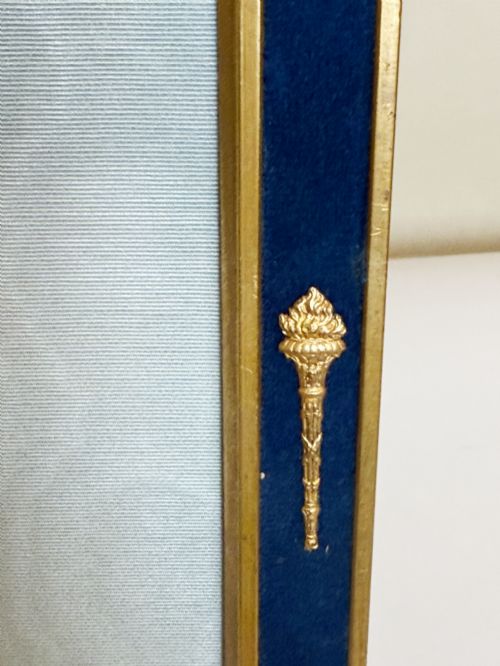 ANTIQUE GILT BRONZE LARGE PICTURE FRAME WITH BLUE TRIM - ADDITIONAL PHOTO 4