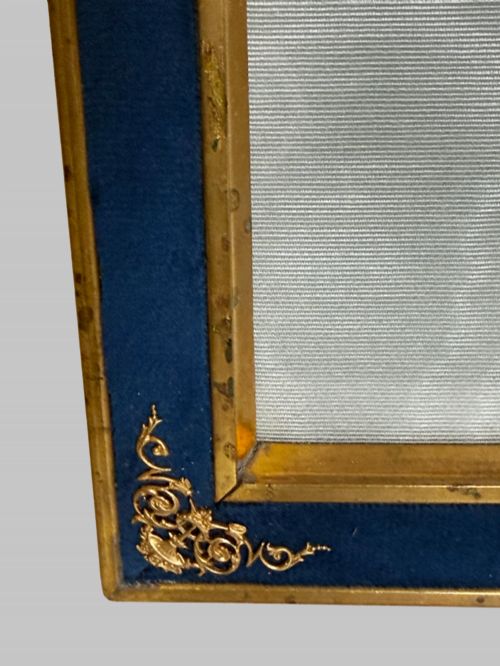 ANTIQUE GILT BRONZE LARGE PICTURE FRAME WITH BLUE TRIM - ADDITIONAL PHOTO 7