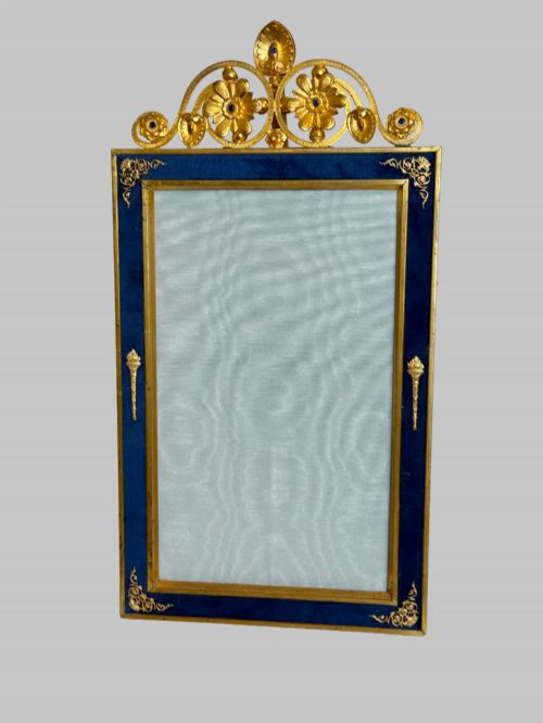 ANTIQUE GILT BRONZE LARGE PICTURE FRAME WITH BLUE TRIM - ADDITIONAL PHOTO 9