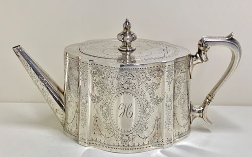 1873 A HIGHLY ENGRAVED VICTORIAN STERLING SILVER TEA COFFEE SERVICE - ADDITIONAL PHOTO 13