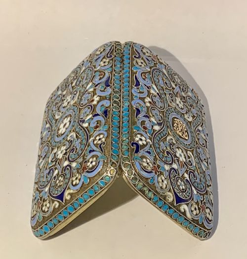 A RUSSIAN SILVERGILT AND CLOISONNE ENAMEL BOX - ADDITIONAL PHOTO 5
