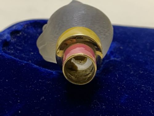 18K GOLD GUILLOCHE ENAMEL ROCK CRYSTAL 'CAT' PARASOL HANDLE - ADDITIONAL PHOTO 11