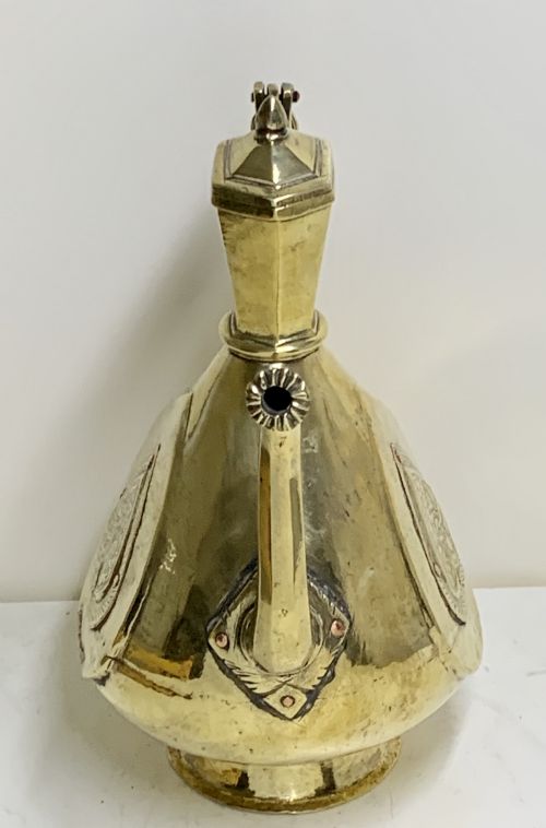 A DECCANI BRONZE EWER MUGHAL INDIA CIRCA 18TH CENTURY - ADDITIONAL PHOTO 1