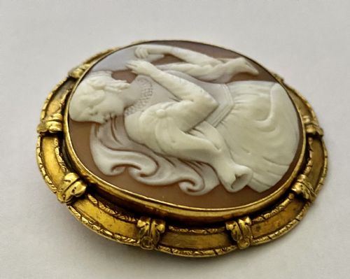A LARGE HIGH QUALITY VICTORIAN CAMEO BROOCH SUPERB 15CT GOLD FRAME - ADDITIONAL PHOTO 3