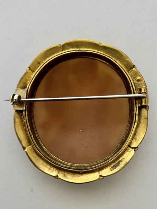 A LARGE HIGH QUALITY VICTORIAN CAMEO BROOCH SUPERB 15CT GOLD FRAME - ADDITIONAL PHOTO 8