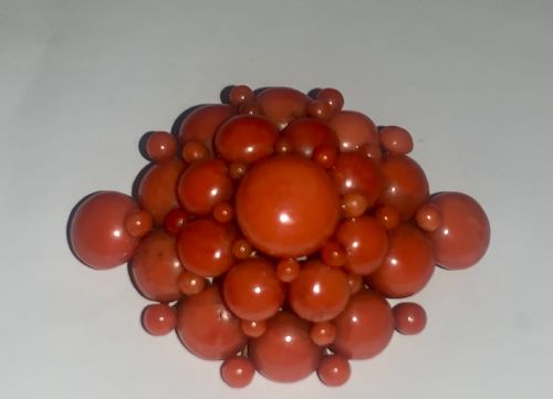 ANTIQUE VICTORIAN 15CT GOLD SALMON CORAL 6 TIER DOMED CLUSTER BROOCH - ADDITIONAL PHOTO 1