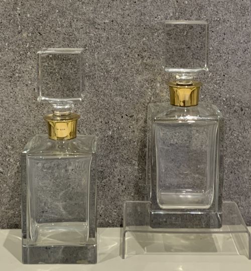 A SUPERB PAIR MAPPIN WEBB MID CENTURY SILVER MOUNTED GLASS SPIRIT DECANTERS - ADDITIONAL PHOTO 1