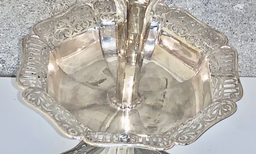 EDWARDIAN JAMES DIXON SONS STERLING SILVER PIERCED CENTREPIECE 1907 - ADDITIONAL PHOTO 4