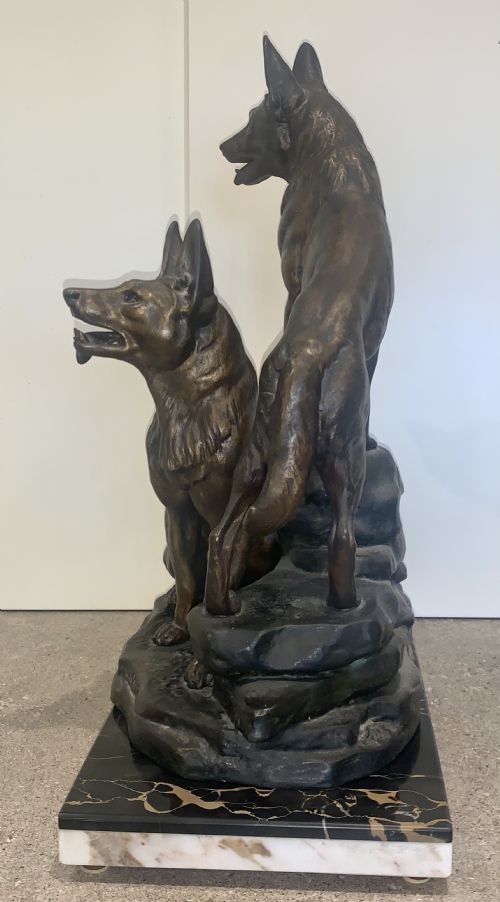 A FINE LARGE ANIMALIER ART DECO SCULPTURE BY LOUISALBERT CARVIN ALSATIAN DOGS - ADDITIONAL PHOTO 3