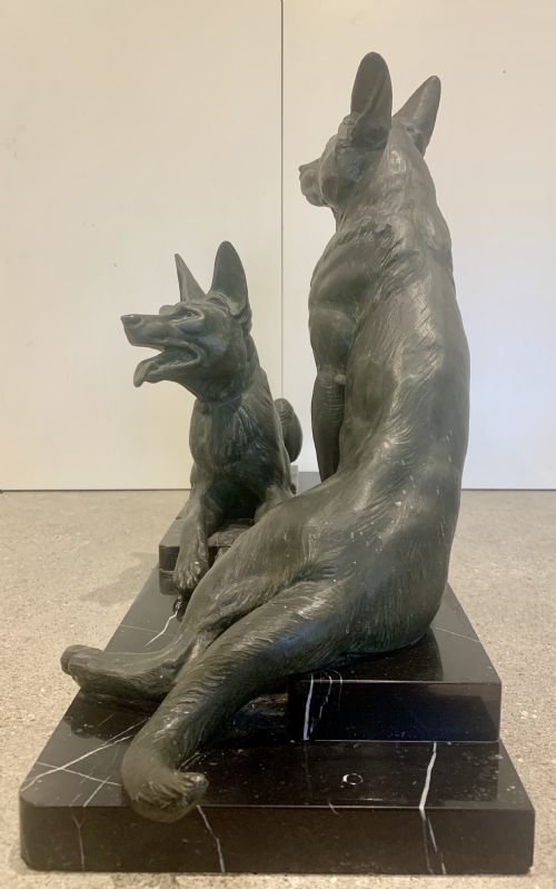 A FINE LARGE ANIMALIER ART DECO SCULPTURE BY LOUISALBERT CARVIN ALSATIAN DOGS - ADDITIONAL PHOTO 6
