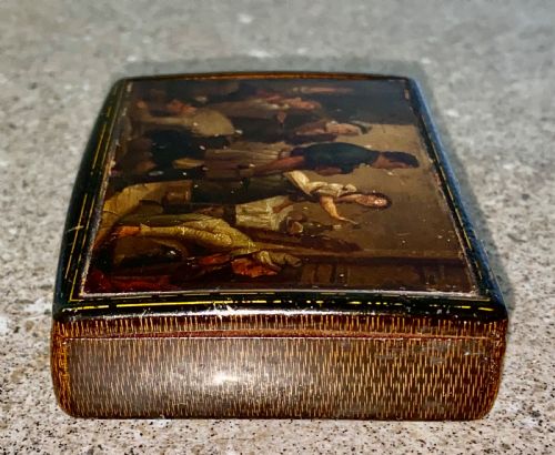 EARLY 19TH CENTURY LARGE HAND PAINTED STOBWASSER TYPE PAPIER MACHE TABLE SNUFF BOX C1820 - ADDITIONAL PHOTO 4