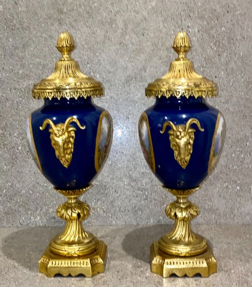 A LARGE SEVRES PORCELAIN GILT BRONZE 3 PIECE CLOCK GARNITURE SET - ADDITIONAL PHOTO 13