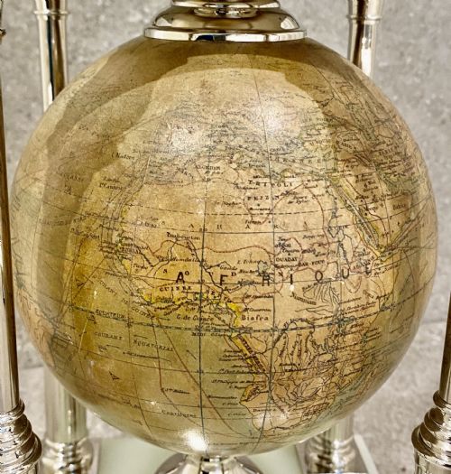 ANTIQUE TERRESTRIAL GLOBE CLOCK SILVER AND PALE ONYX FRENCH CIRCA 1890 - ADDITIONAL PHOTO 8