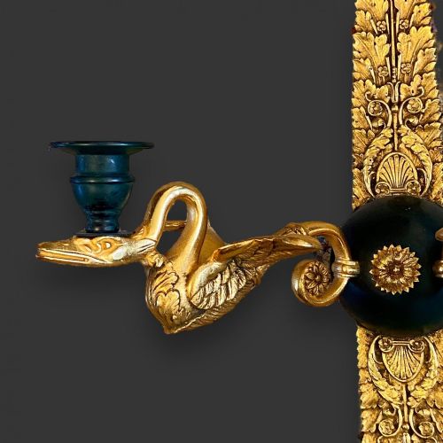 A FINE QUALITY PAIR OF 19TH CENTURY GILT PATINATED BRONZE WALL LIGHTS - ADDITIONAL PHOTO 7