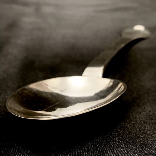 A CHARLES II STERLING SILVER TREFID SPOON BY JOHN KING LONDON CIRCA 1683 - ADDITIONAL PHOTO 2