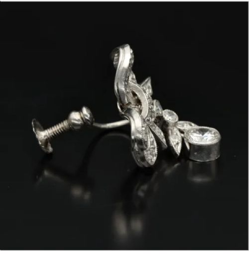 A HIGH QUALITY PAIR OF EDWARDIAN DIAMOND EARRINGS - ADDITIONAL PHOTO 11