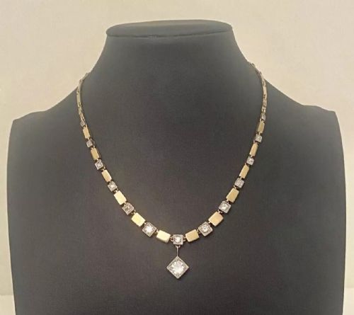 A FINE AND IMPRESSIVE ART DECO 14CT GOLD 26 CARATS OF DIAMONDS NECKLACE