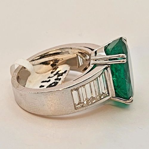 A NATURAL 830 CARAT BERYL COLUMBIAN EMERALD DIAMOND CLUSTER RING CERTIFIED CA 1950'S - ADDITIONAL PHOTO 5