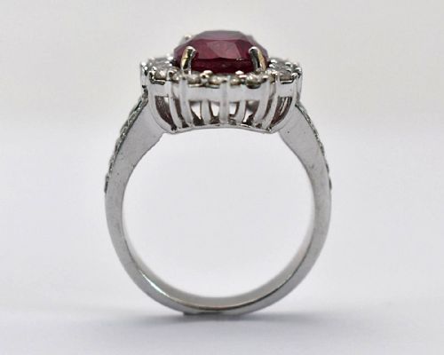 VINTAGE 18CT GOLD RUBY DIAMOND OVAL CLUSTER RING 681CT RUBY 105CT DIAMONDS - ADDITIONAL PHOTO 1