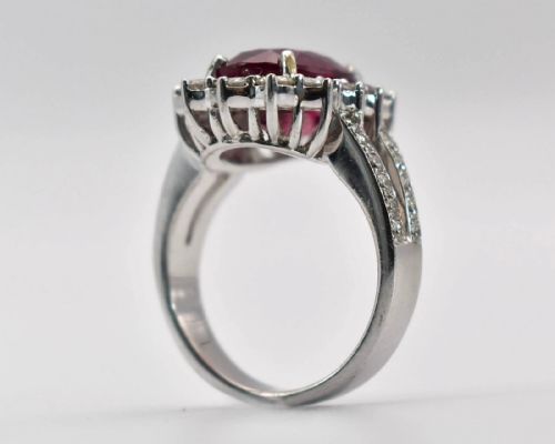 VINTAGE 18CT GOLD RUBY DIAMOND OVAL CLUSTER RING 681CT RUBY 105CT DIAMONDS - ADDITIONAL PHOTO 2