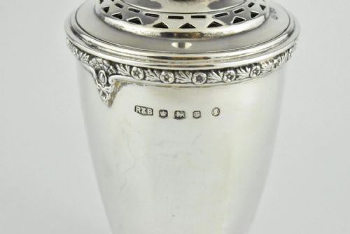 1934 ROBERTS BELK ART DECO SOLID SILVER POLYGON SIDES ROUND TOP SUGAR SHAKER - ADDITIONAL PHOTO 5