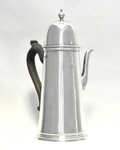 PAIR OF GEORGE I STYLE CHOCOLATE STERLING SILVER POTS 1904 LONDON ROBERT STEWART - ADDITIONAL PHOTO 5