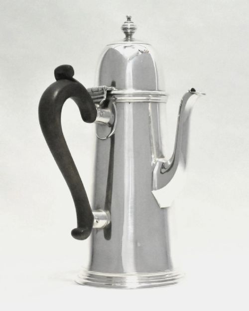PAIR OF GEORGE I STYLE CHOCOLATE STERLING SILVER POTS 1904 LONDON ROBERT STEWART - ADDITIONAL PHOTO 8