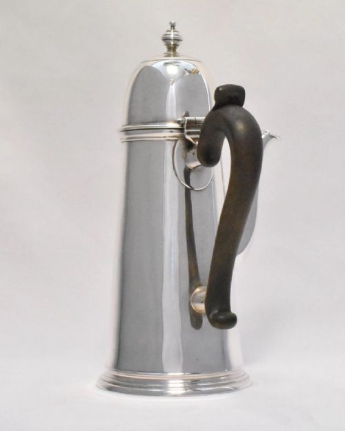 PAIR OF GEORGE I STYLE CHOCOLATE STERLING SILVER POTS 1904 LONDON ROBERT STEWART - ADDITIONAL PHOTO 11