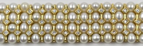 VINTAGE MID CENTURY CULTURED PEARL DIAMOND BRACELET SET IN 18KT YELLOW GOLD - ADDITIONAL PHOTO 5
