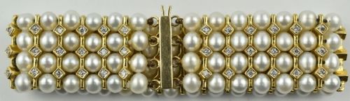 VINTAGE MID CENTURY CULTURED PEARL DIAMOND BRACELET SET IN 18KT YELLOW GOLD - ADDITIONAL PHOTO 6