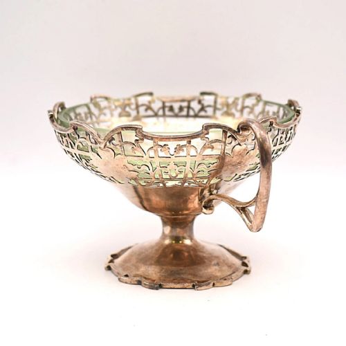 PAIR OF ANTIQUE HALLMARKED 1933 VINERS GEORGE V STERLING SILVER DESSERT DISHES GLASS LINERS - ADDITIONAL PHOTO 7