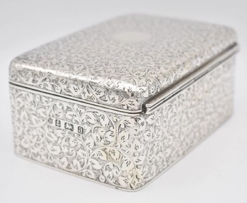 EDWARDIAN SILVER ENGRAVED FLORAL SCROLLS CIGARETTE BOX BY A J ZIMMERMAN LTD - ADDITIONAL PHOTO 4