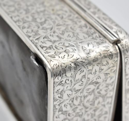EDWARDIAN SILVER ENGRAVED FLORAL SCROLLS CIGARETTE BOX BY A J ZIMMERMAN LTD - ADDITIONAL PHOTO 9