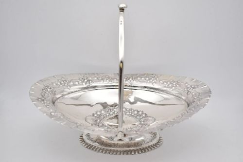 SOLID SILVER BASKET WITH EMBOSSED DETAILING JAMES DEAKIN SONS SHEFFIELD 1897 - ADDITIONAL PHOTO 2