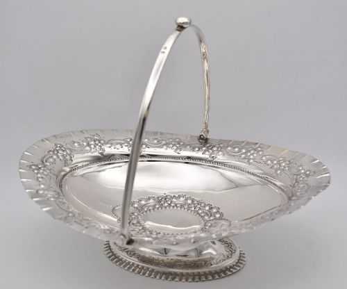 SOLID SILVER BASKET WITH EMBOSSED DETAILING JAMES DEAKIN SONS SHEFFIELD 1897 - ADDITIONAL PHOTO 6