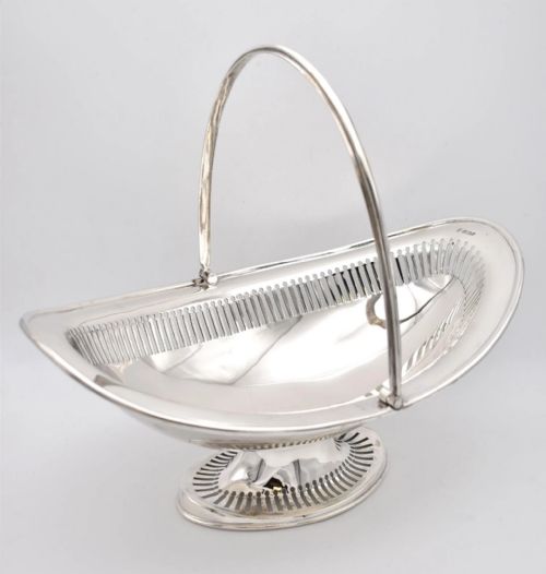 EDWARDIAN SOLID SILVER FRETWORK BASKET BY HAMMOND CREAKE CO SHEFFIELD 1910 - ADDITIONAL PHOTO 3