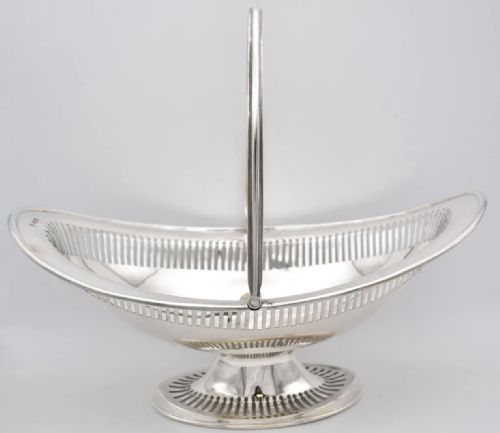 EDWARDIAN SOLID SILVER FRETWORK BASKET BY HAMMOND CREAKE CO SHEFFIELD 1910 - ADDITIONAL PHOTO 8