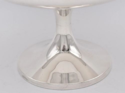 SILVER PEDESTAL FRUIT BOWL WITH LATTICE DETAIL BY WALKER HALL SHEFFIELD 1920 - ADDITIONAL PHOTO 2