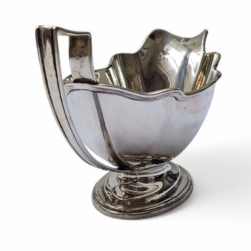 ANTIQUE AMERICAN STERLING SILVER GRAVY BOAT THEODORE B STARR - ADDITIONAL PHOTO 1